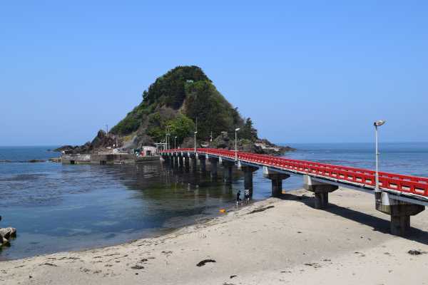 tsuruoka